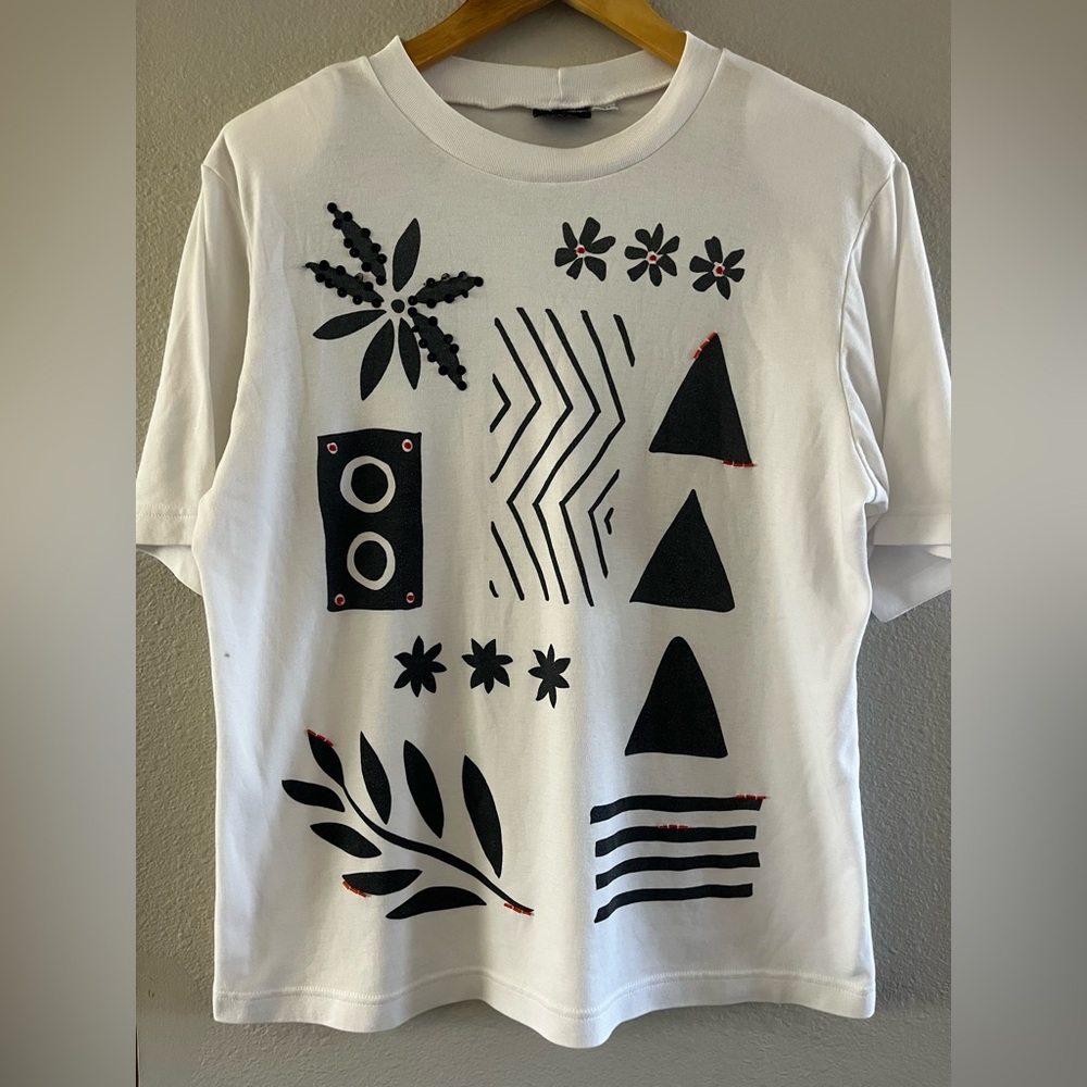 VINTAGE Pyke Limited SZ L/XL T- Shirt Black and White Abstract Shapes